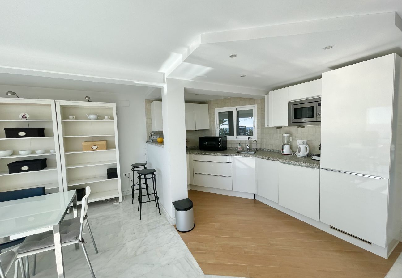 Apartment in Benidorm - IBERIA SEAFRONT R152