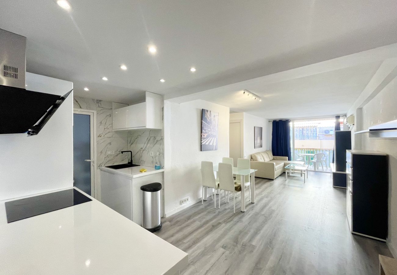 Apartment in Benidorm - NAVASA MODERN PONIENTE BEACH R153