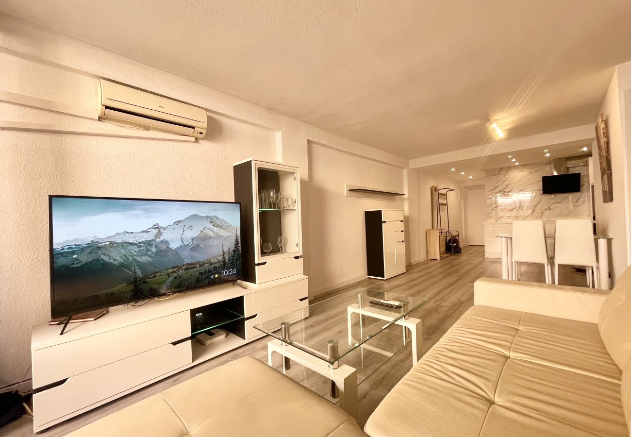 Apartment in Benidorm - NAVASA MODERN PONIENTE BEACH R153