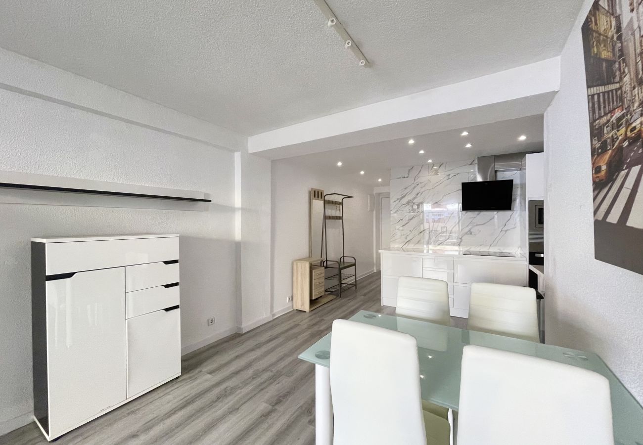 Apartment in Benidorm - NAVASA MODERN PONIENTE BEACH R153