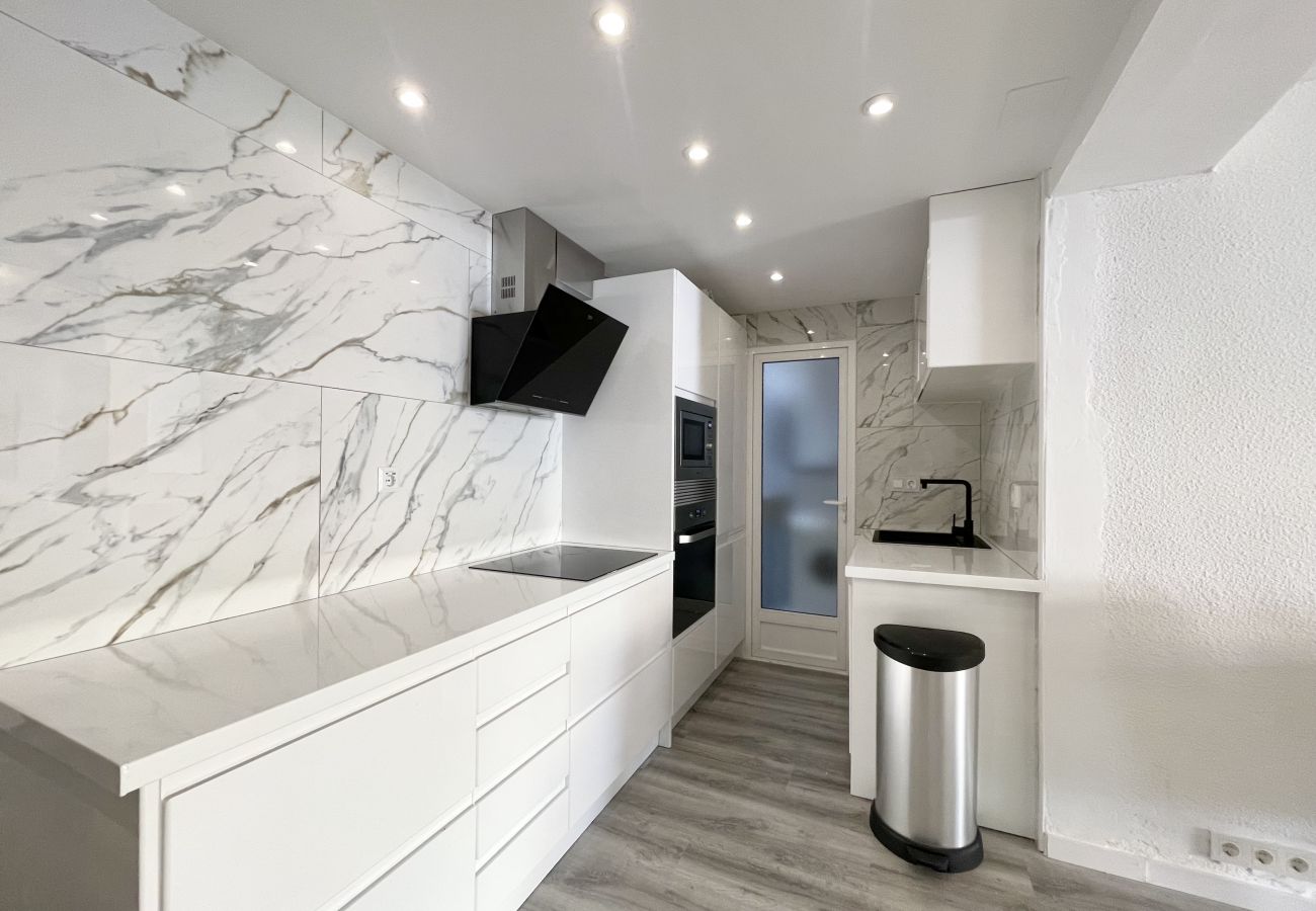 Apartment in Benidorm - NAVASA MODERN PONIENTE BEACH R153