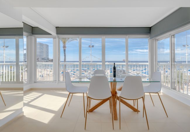 Apartment in Benidorm - SUN, SAND & LUXURY SEAFRONT APARTMENT VERACRUZ LEVANTE (R154)