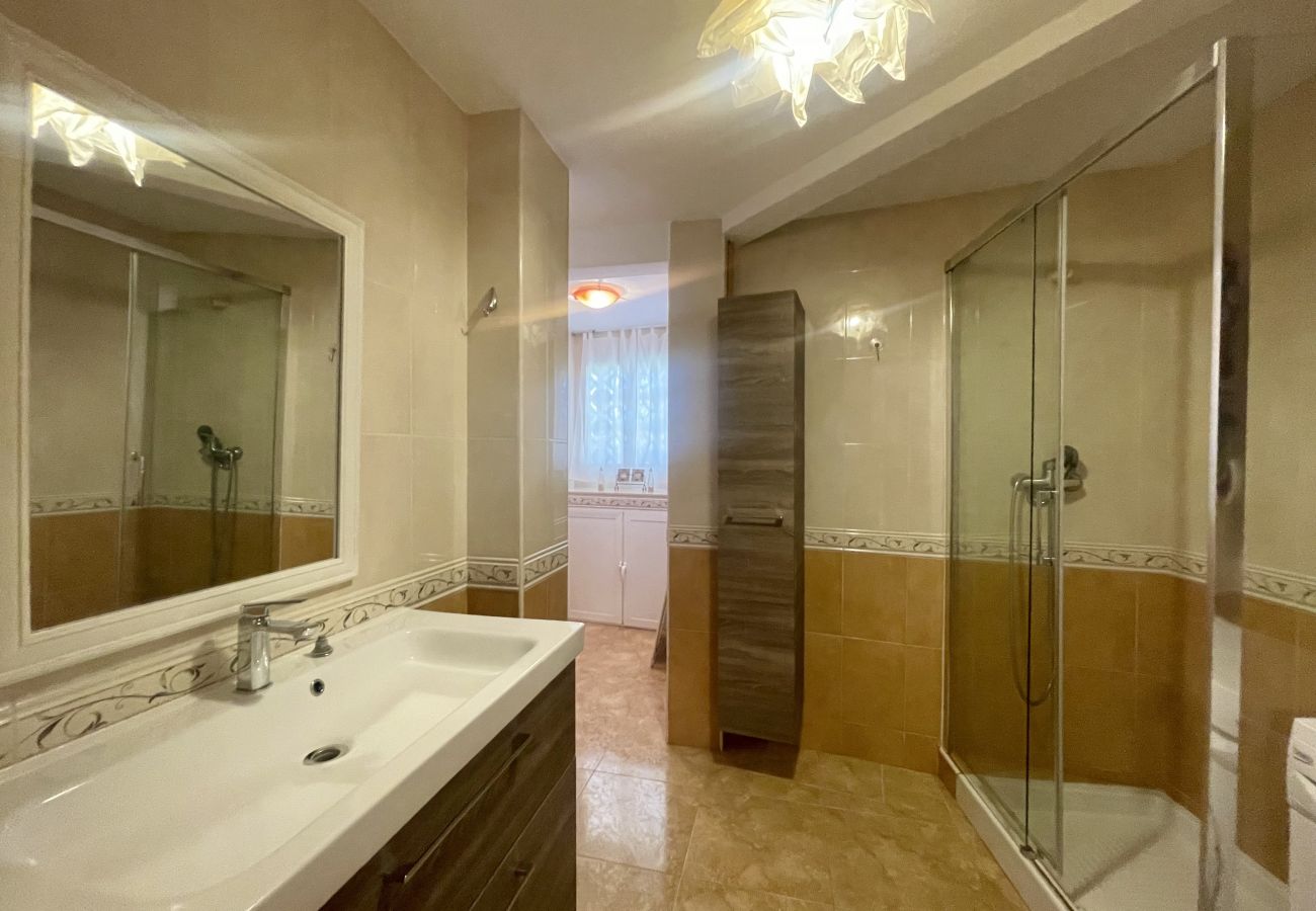 Apartment in Benidorm - TORRESOL LEVANTE (R151)