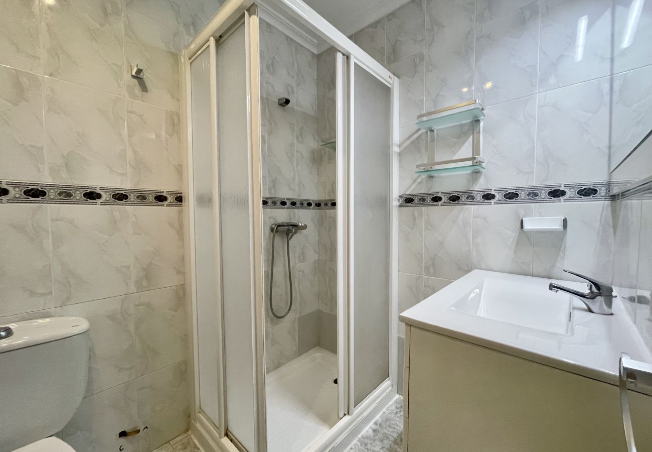 Apartment in Benidorm - LOS CABALLOS LEVANTE BEACH (R160)