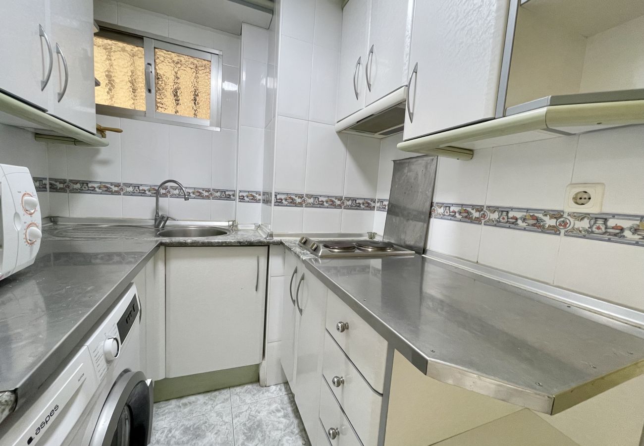 Apartment in Benidorm - LOS CABALLOS LEVANTE BEACH (R160)