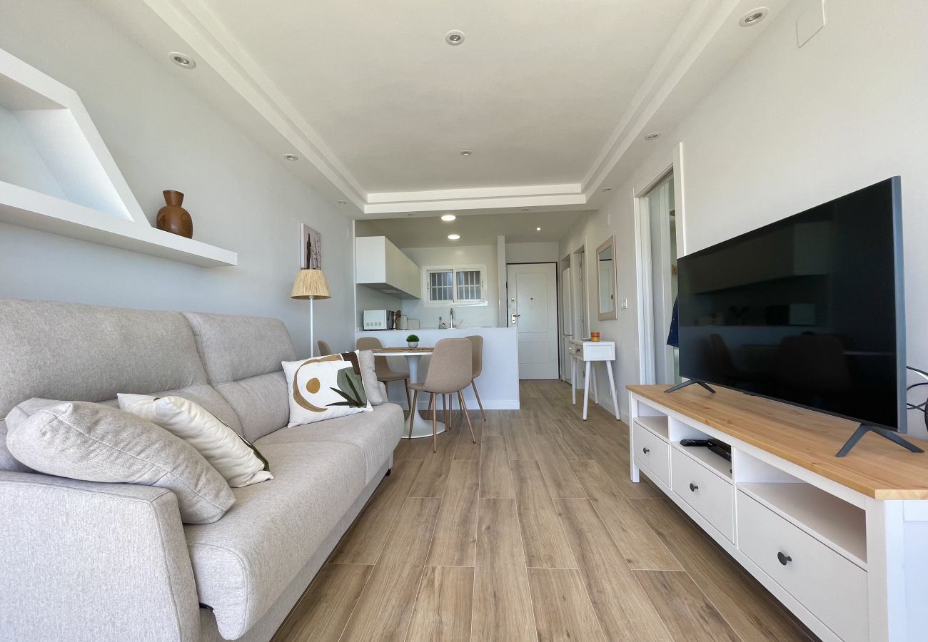 Apartment in Benidorm - Poniente Beach Modern Apartment (R164)