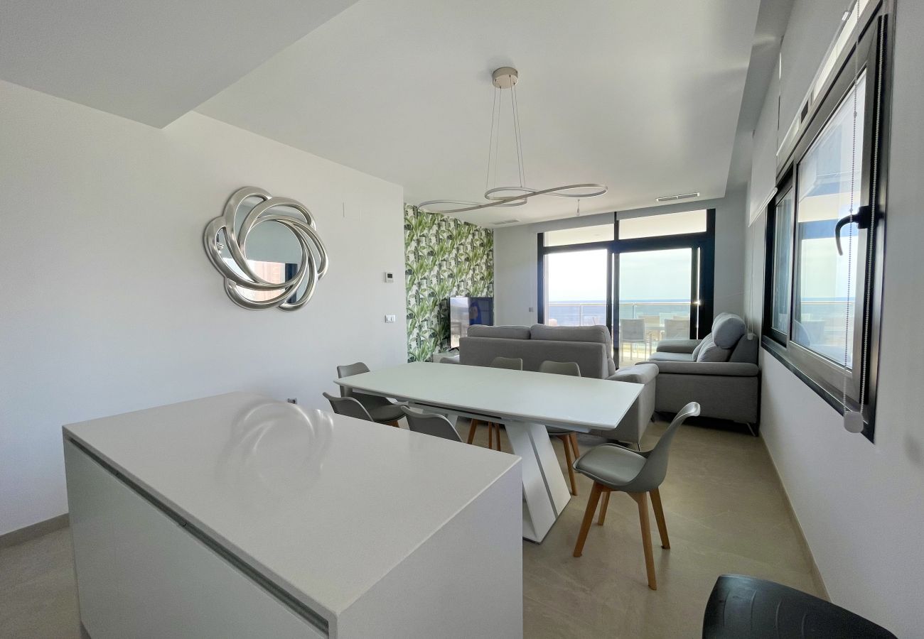 Apartment in Benidorm - STUNNING APARTMENT SUNSET CLIFFS (R168)