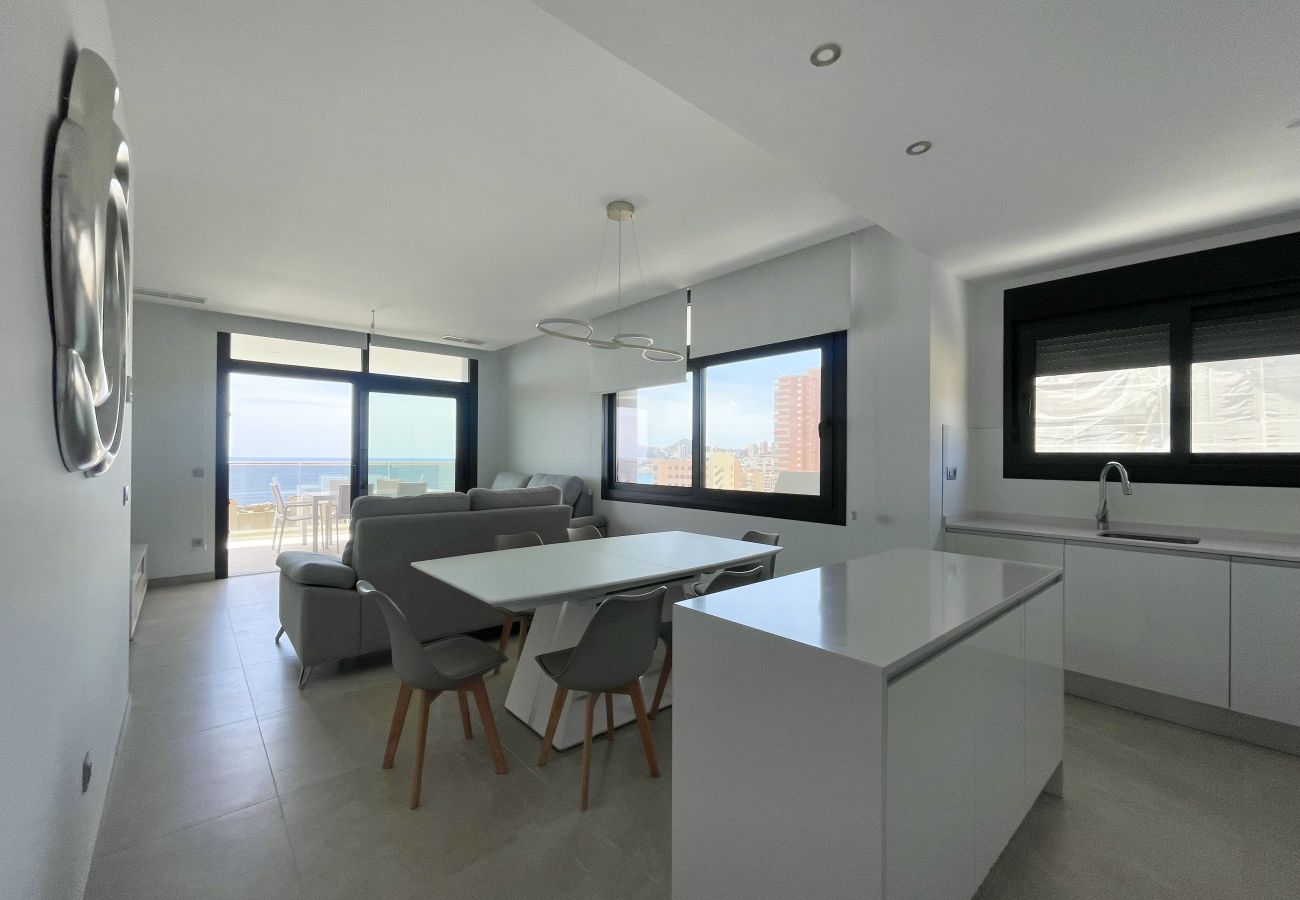 Apartment in Benidorm - STUNNING APARTMENT SUNSET CLIFFS (R168)