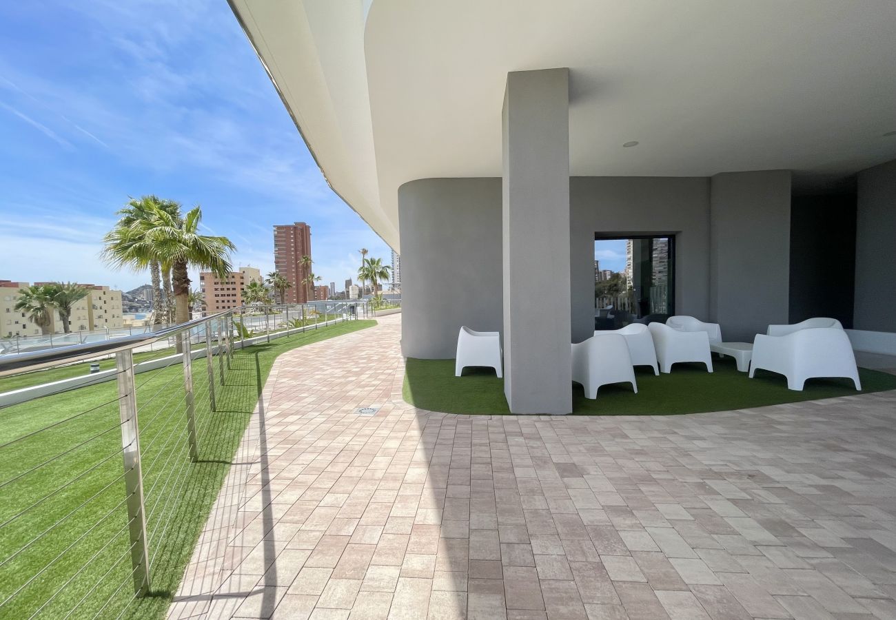 Apartment in Benidorm - STUNNING APARTMENT SUNSET CLIFFS (R168)