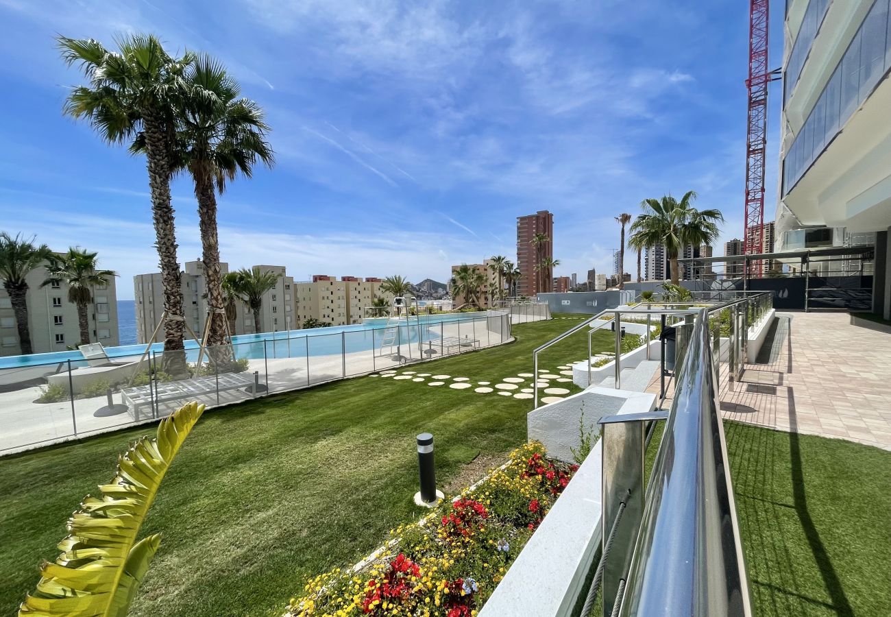 Apartment in Benidorm - STUNNING APARTMENT SUNSET CLIFFS (R168)