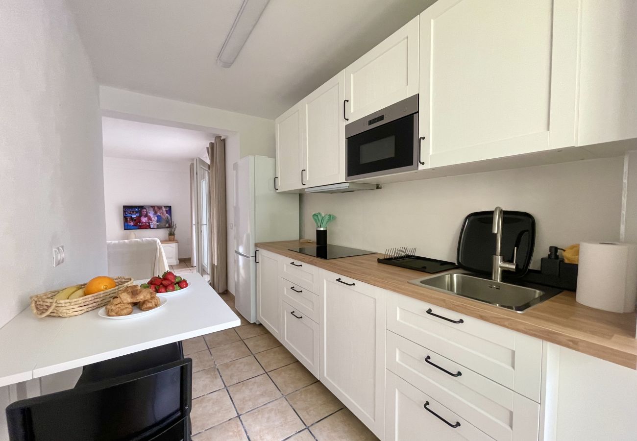 Apartment in Benidorm - El Pato Benidorm (R166)