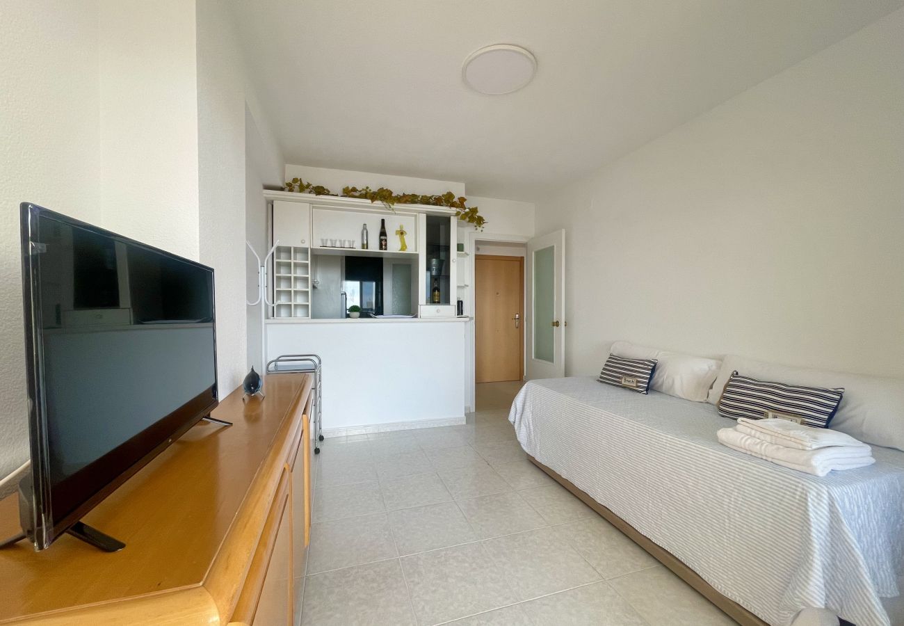 Apartment in Benidorm - TROPIC SUNSET LEVANTE BEACH VIEWS R172