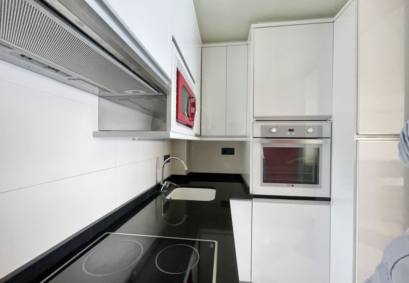 Apartment in Benidorm - TOR MARAYA SEAFRONT LEVANTE BEACH N017