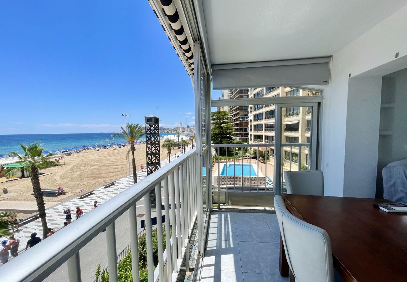 Apartment in Benidorm - TOR MARAYA SEAFRONT LEVANTE VIEWS N018
