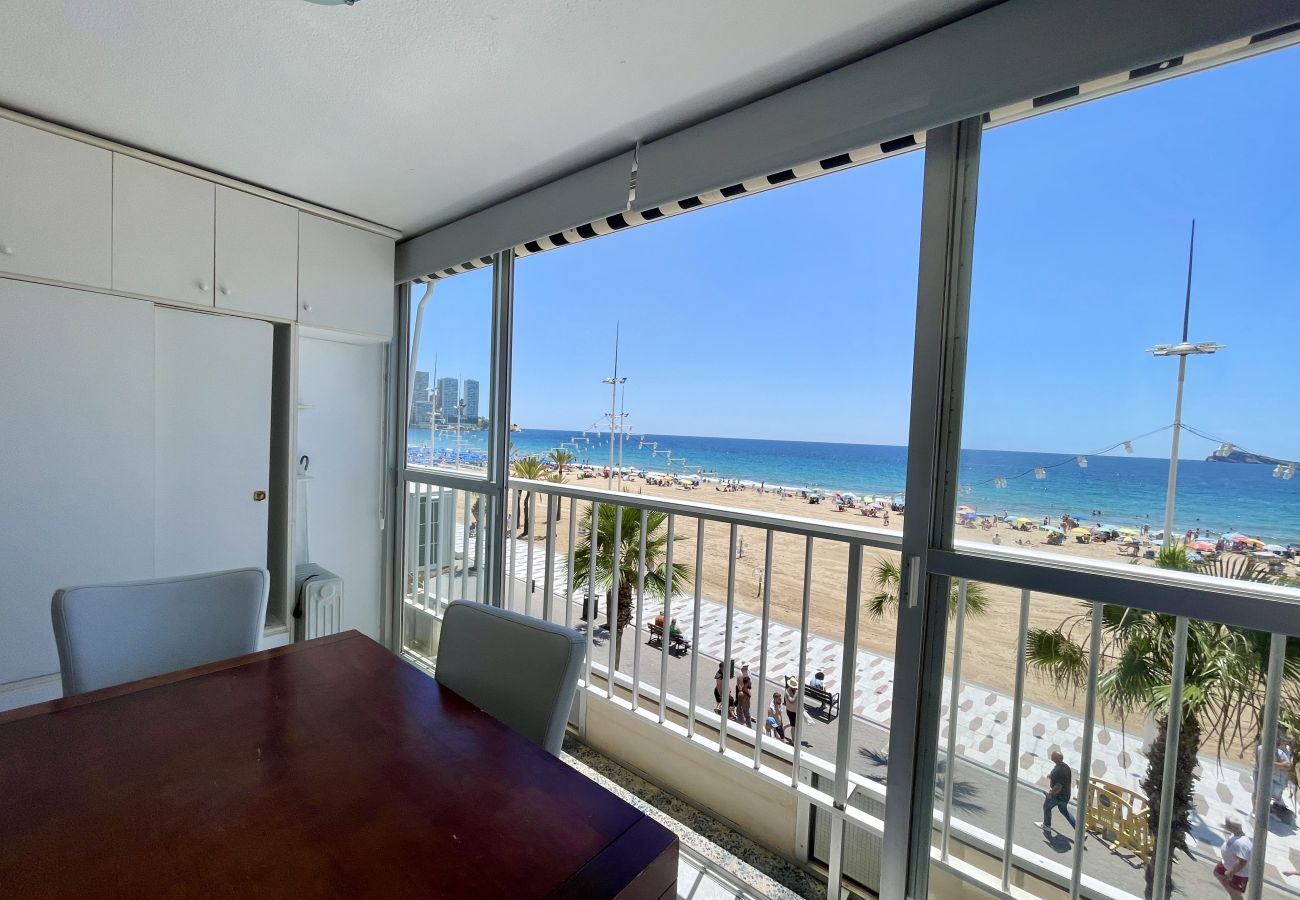 Apartment in Benidorm - TOR MARAYA SEAFRONT LEVANTE VIEWS N018