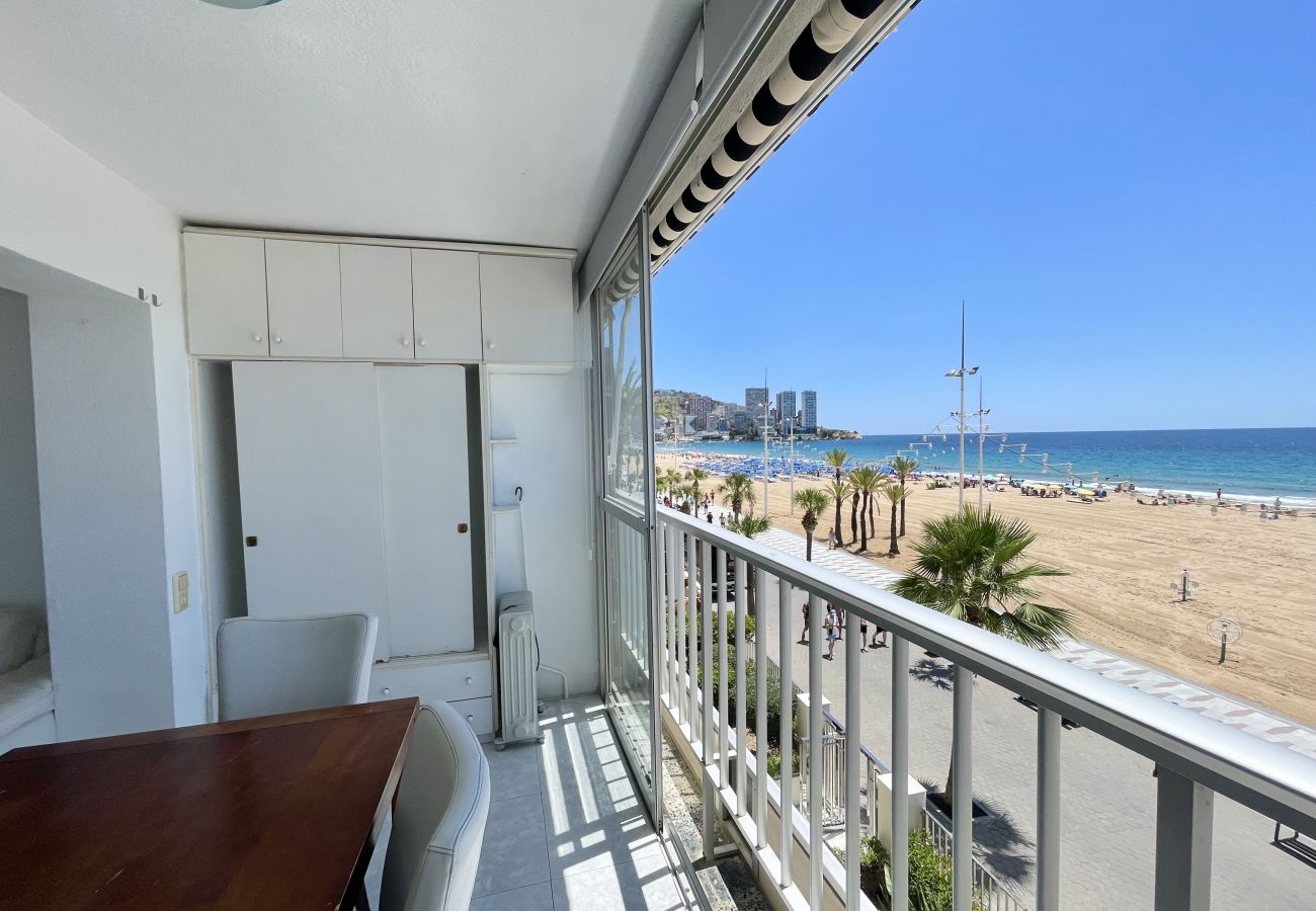 Apartment in Benidorm - TOR MARAYA SEAFRONT LEVANTE VIEWS N018