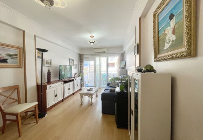 Apartment in Benidorm - COZY CENTER APARTMENT N008