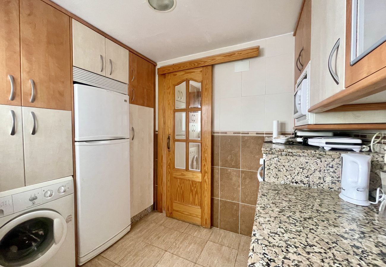 Apartment in Benidorm - COZY CENTER APARTMENT N008