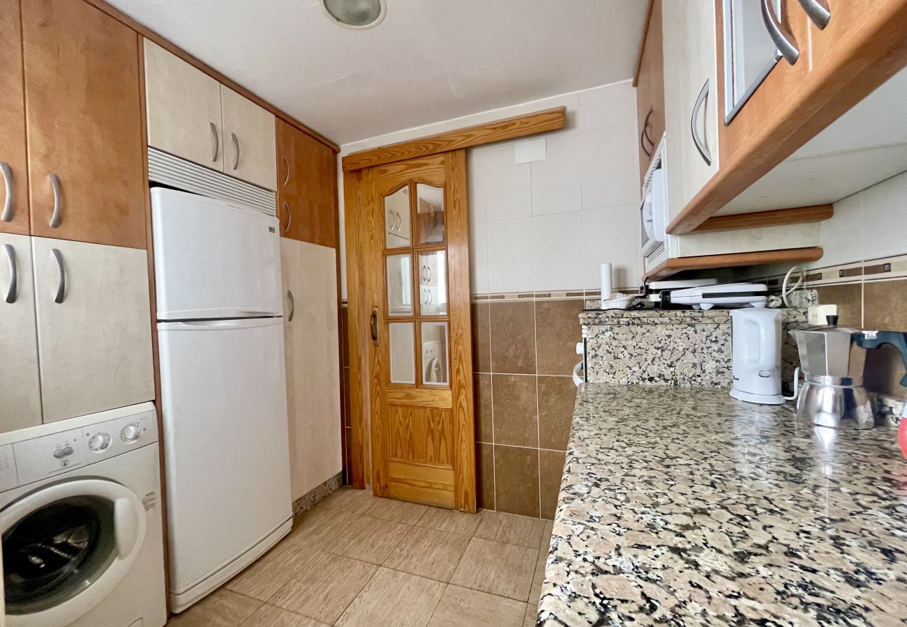 Apartment in Benidorm - COZY CENTER APARTMENT N008
