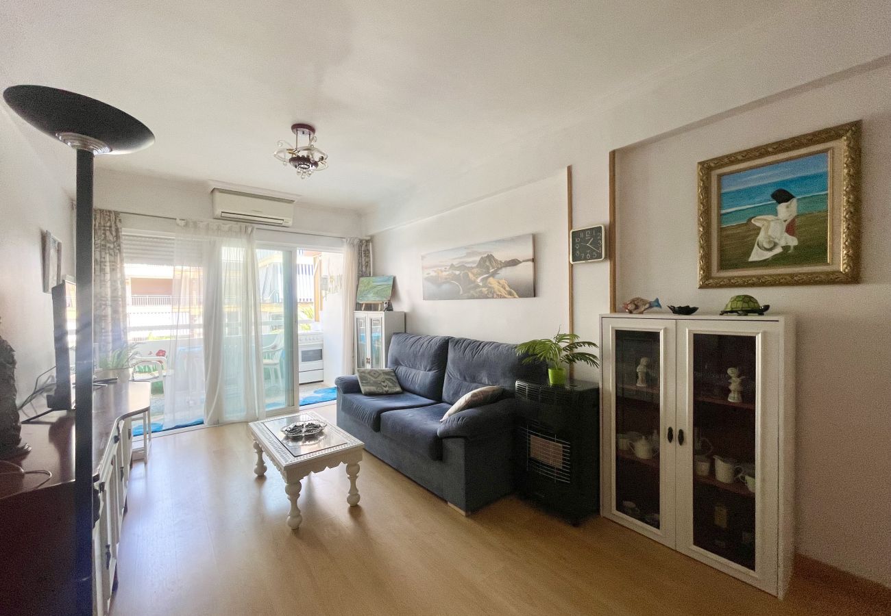 Apartment in Benidorm - COZY CENTER APARTMENT N008