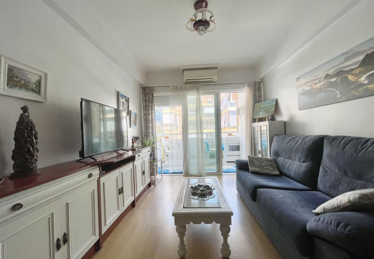 Apartment in Benidorm - COZY CENTER APARTMENT N008