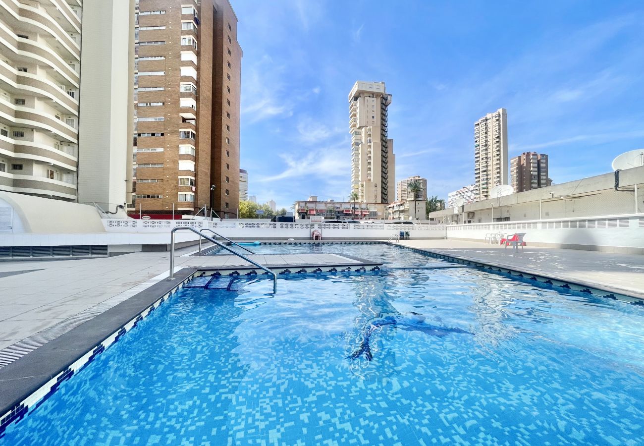 Apartment in Benidorm - LOS CABALLOS LEVANTE BEACH (N062)