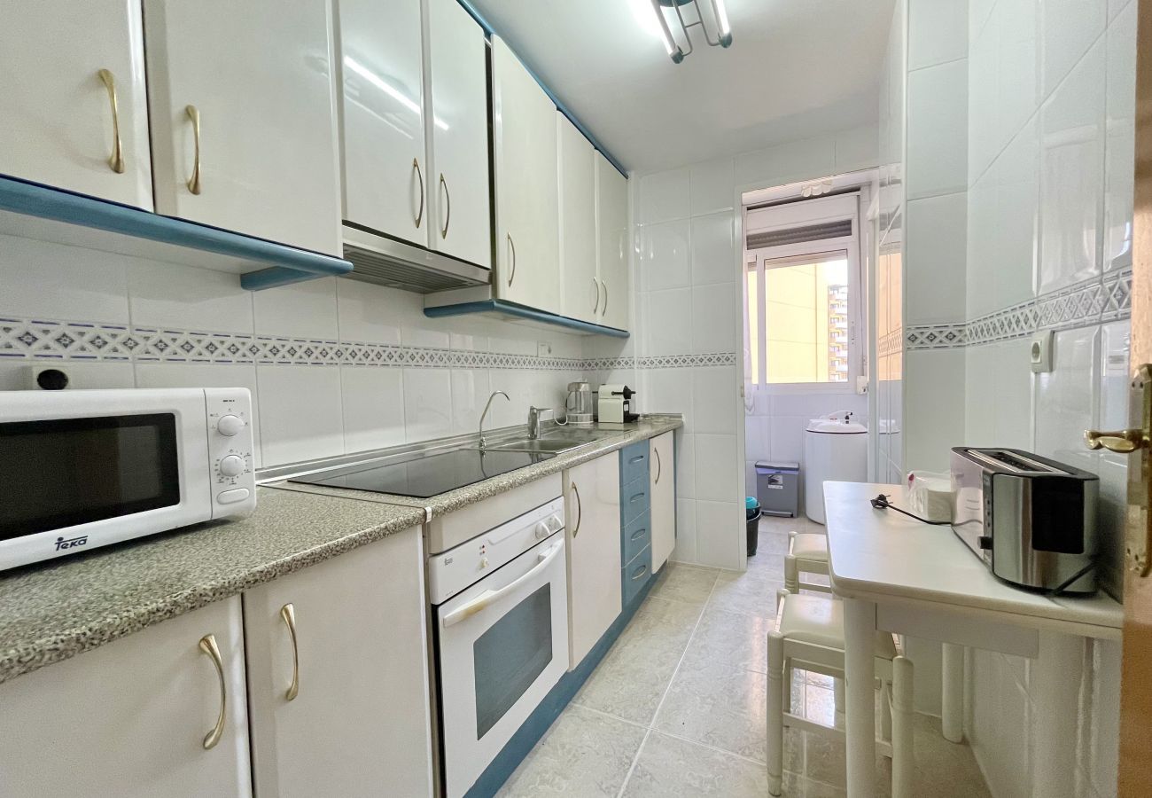 Apartment in Benidorm - MONVER LEVANTE BEACH N069