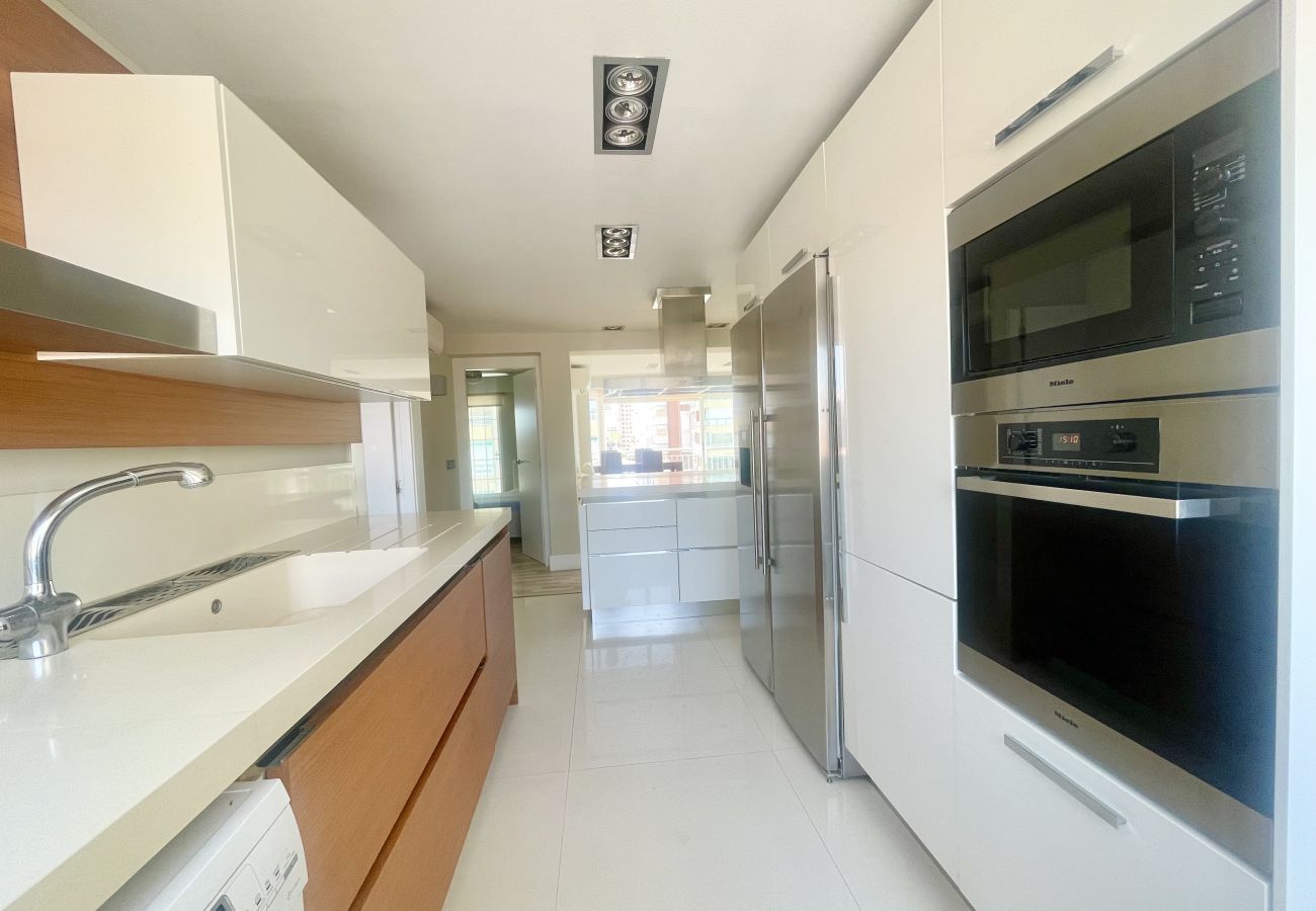 Apartment in Benidorm - LEVANTE SEAVIEWS LA GAVINA N080 