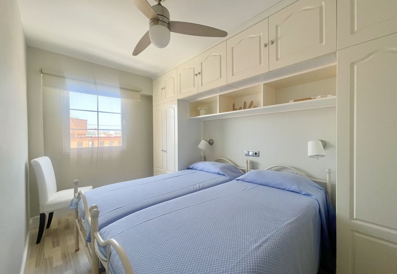 Apartment in Benidorm - LEVANTE SEAVIEWS LA GAVINA N080 