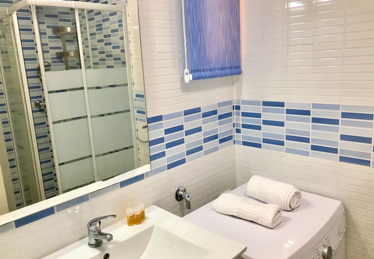 Apartment in Benidorm - ACACIAS CORNER VIEWS N111