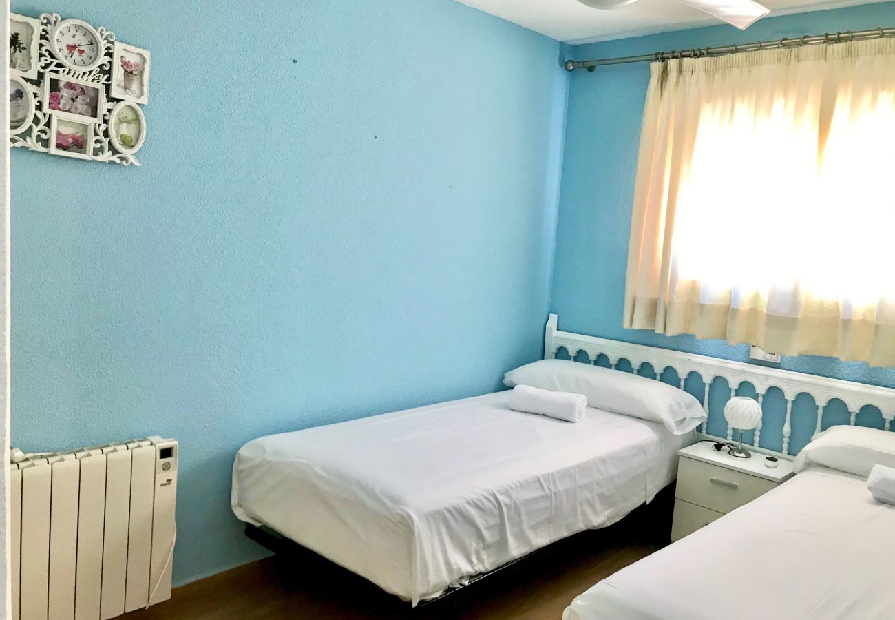 Apartment in Benidorm - ACACIAS CORNER VIEWS N111