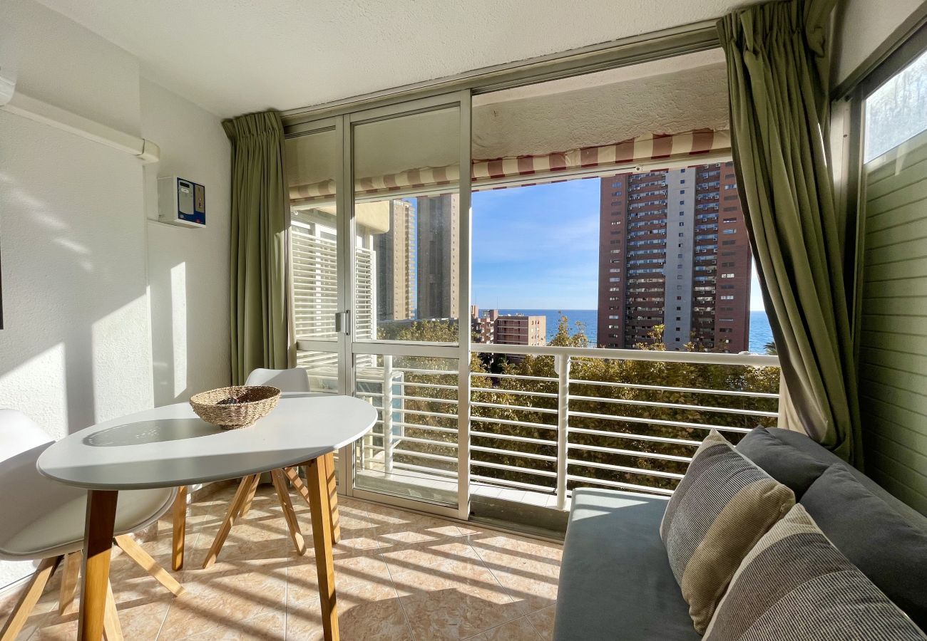 Apartment in Benidorm - CABALLOS LEVANTE BEACH N069B