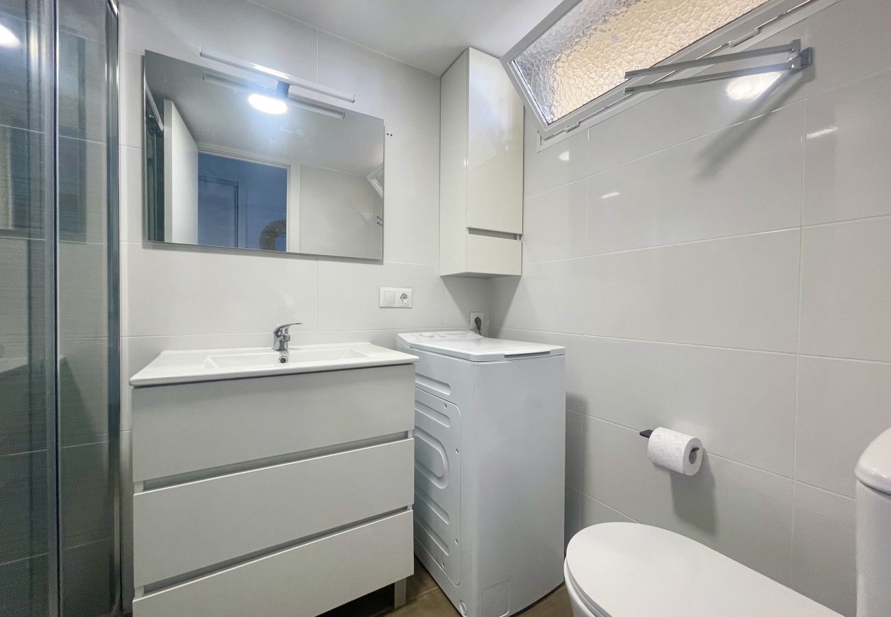 Apartment in Benidorm - PINTOR SOLANA PONIENTE BEACH N116