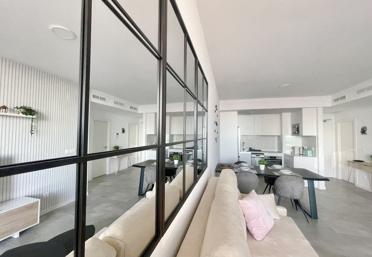 Apartment in Benidorm - SAKURA LUXURY N053
