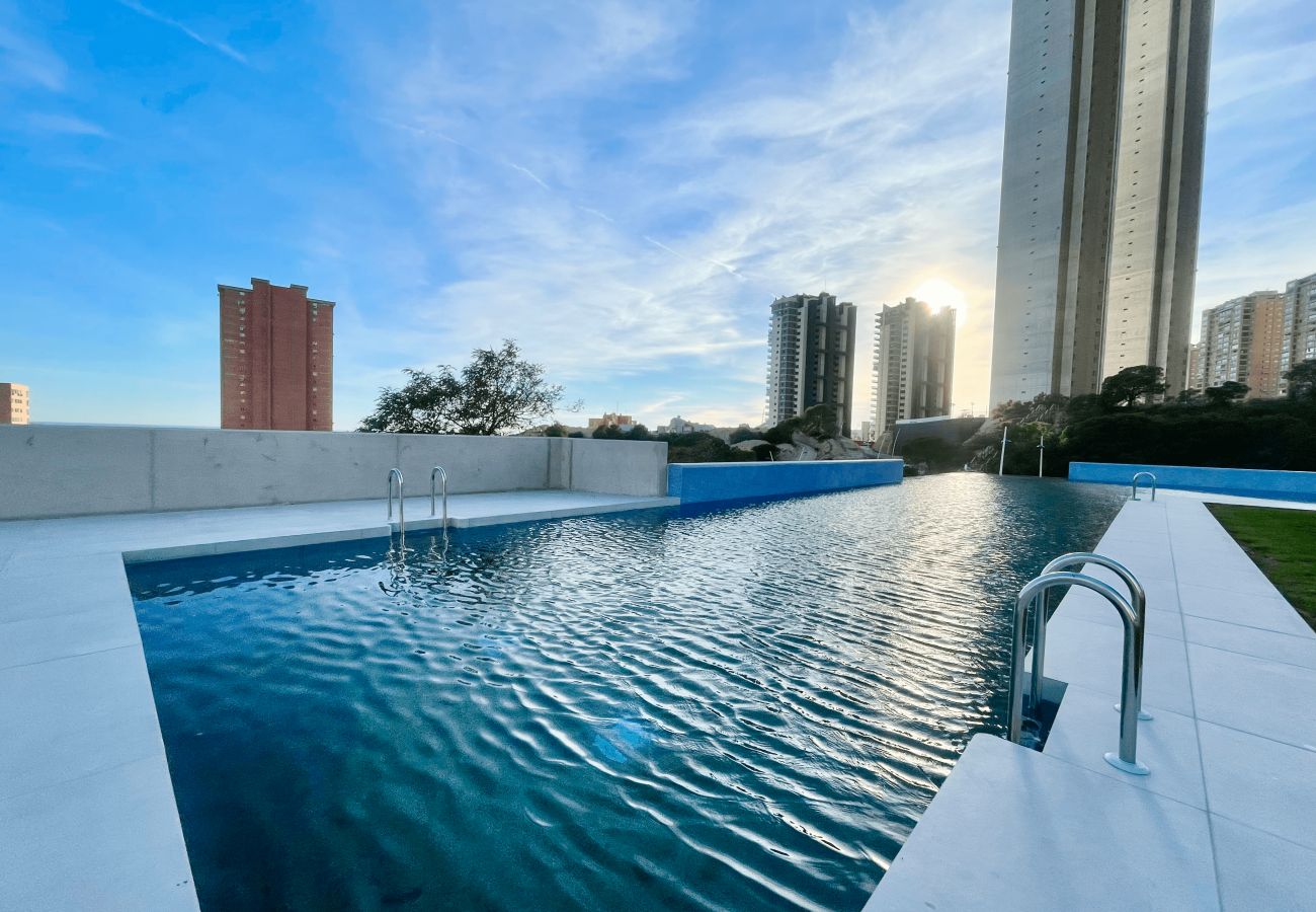 Apartment in Benidorm - SAKURA LUXURY N053
