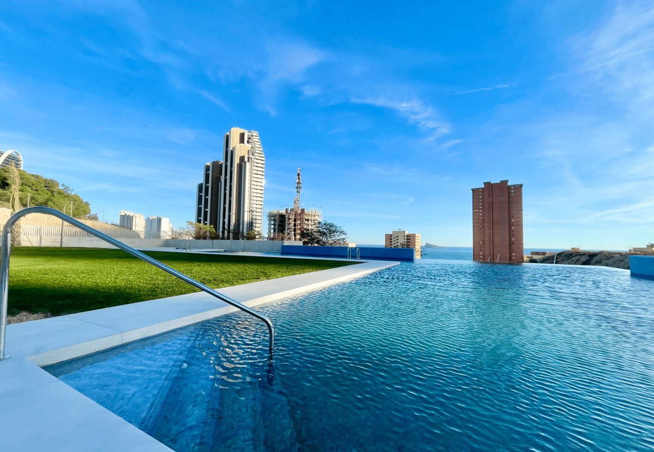 Apartment in Benidorm - SAKURA LUXURY N053