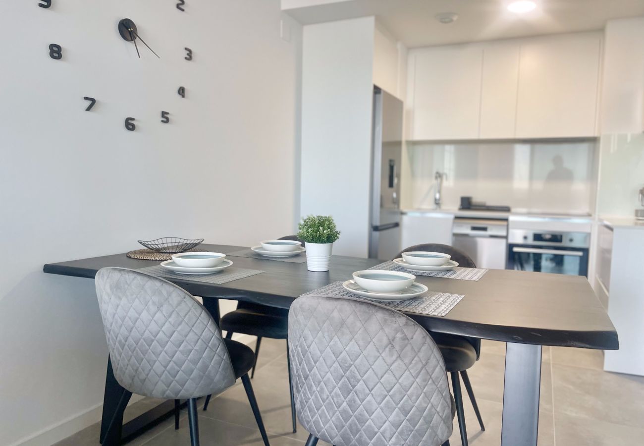 Apartment in Benidorm - SAKURA LUXURY N053