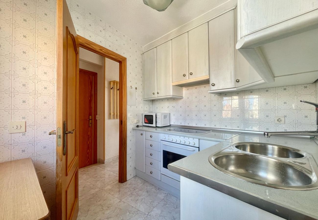 Apartment in Benidorm - HIDALGO LEVANTE BEACH N132