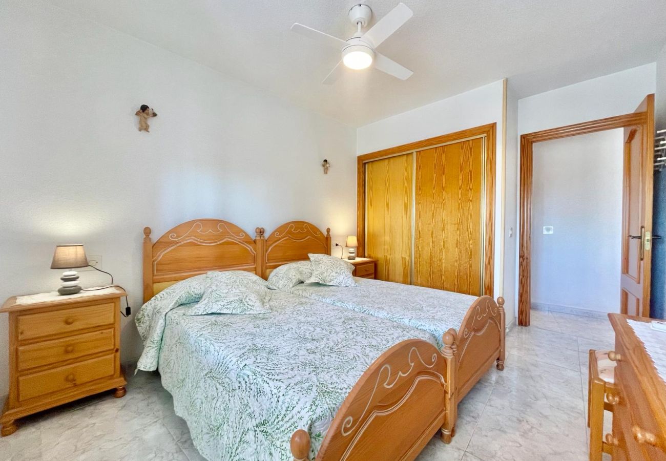 Apartment in Benidorm - HIDALGO LEVANTE BEACH N132