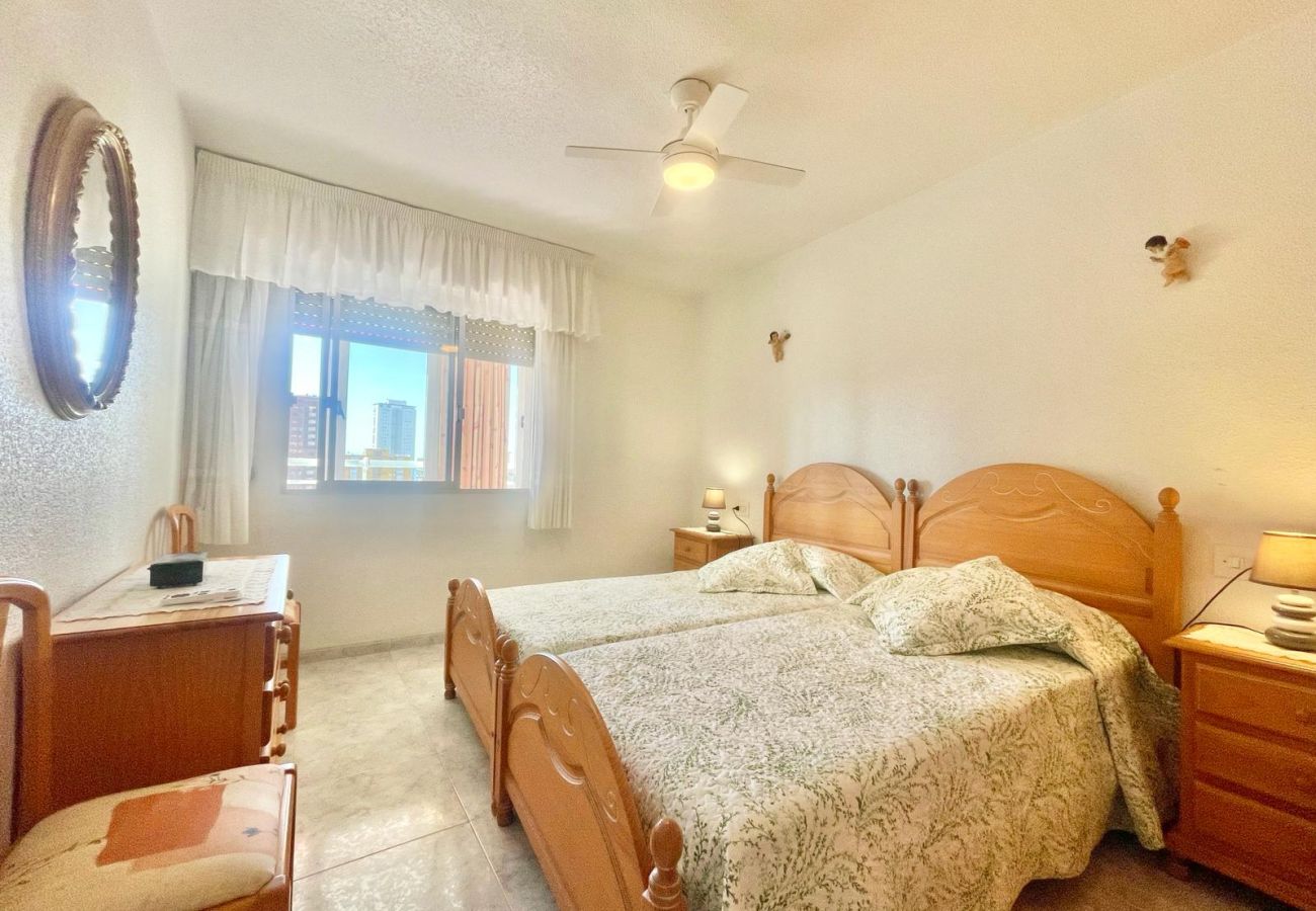 Apartment in Benidorm - HIDALGO LEVANTE BEACH N132