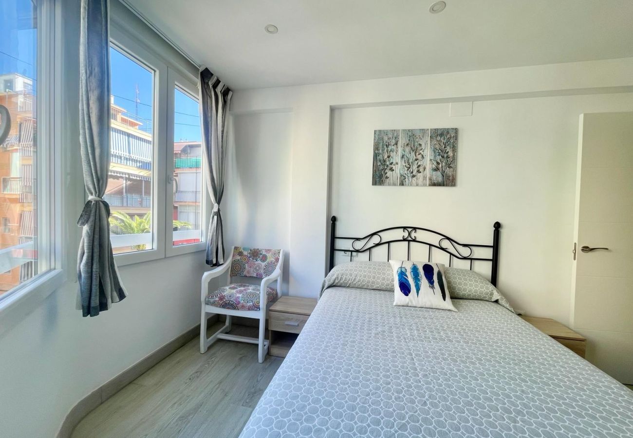 Apartment in Benidorm - BEAUTIFUL CENTER APARTMENT N142