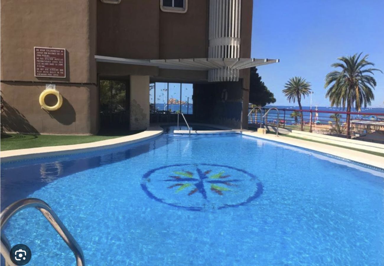 Apartment in Benidorm - Sky 21-floor Frontline Levante Coblanca Apartment (N156)