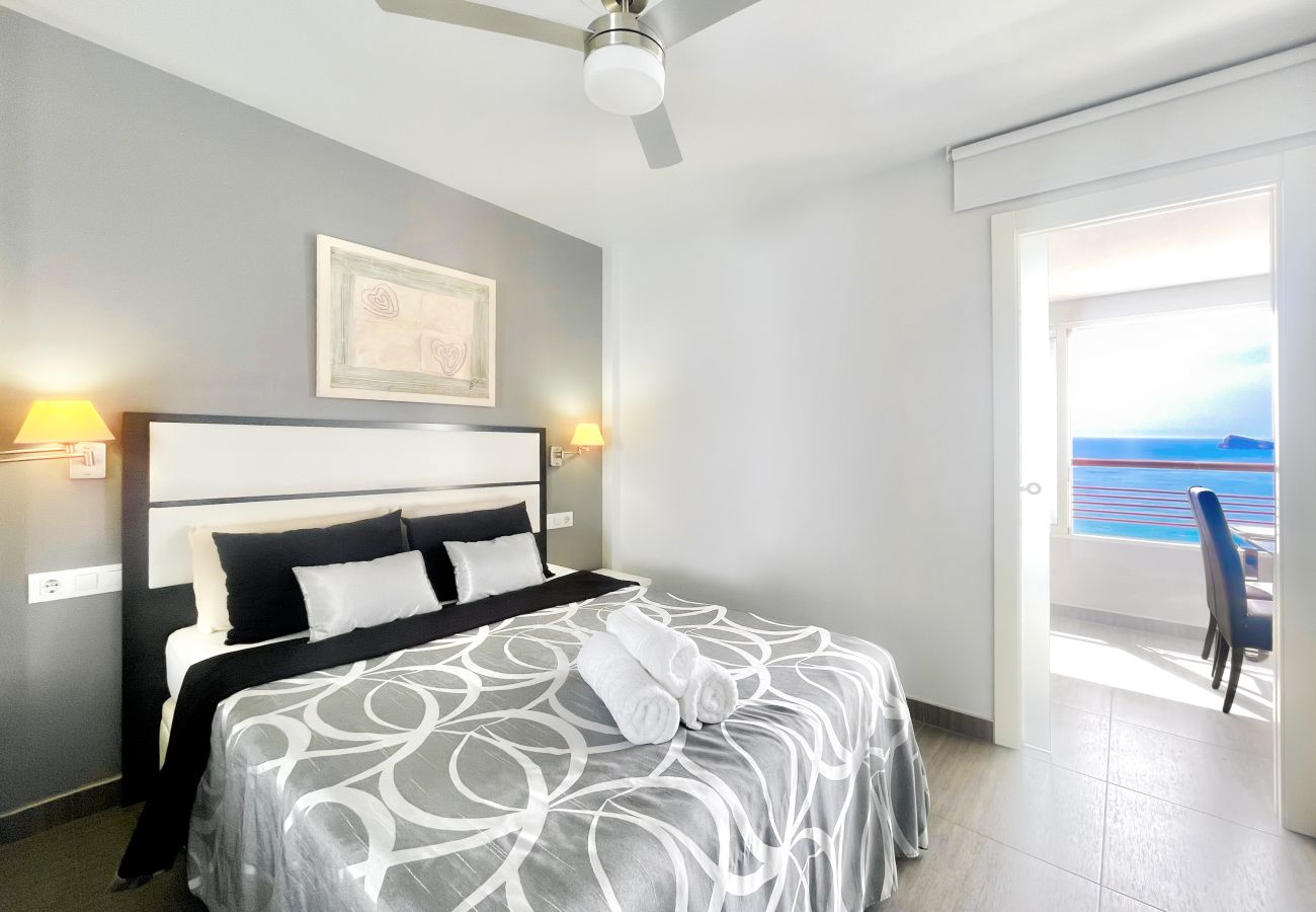 Apartment in Benidorm - Sky 21-floor Frontline Levante Coblanca Apartment (N156)