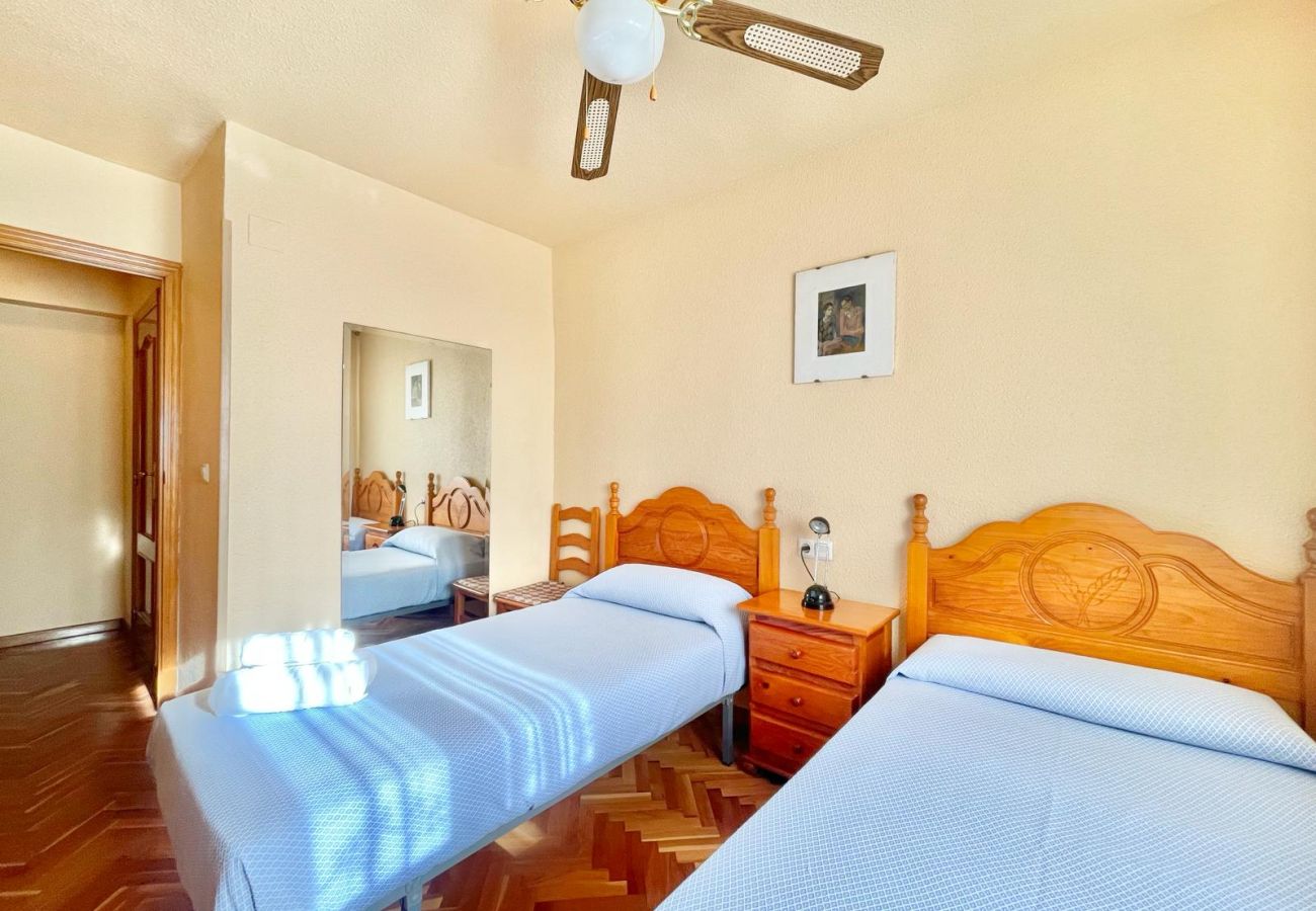 Apartment in Benidorm - LA GAVINA LEVANTE SEA VIEWS (N129)