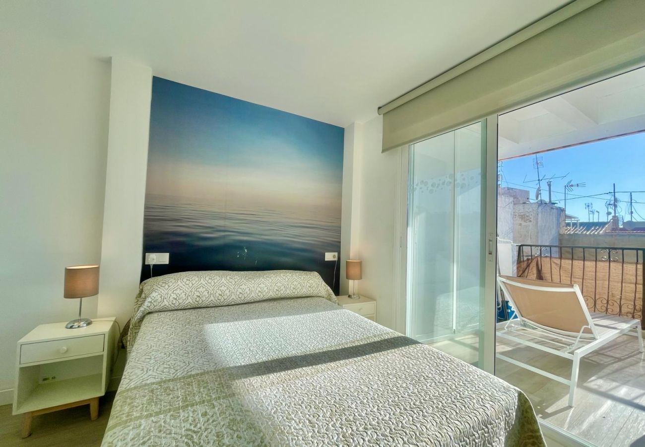 Apartment in Benidorm - Penthouse Apartment Old Town Sunset Terrace (N016)