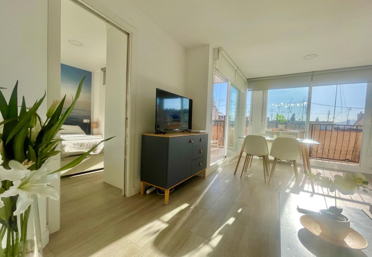 Apartment in Benidorm - Penthouse Apartment Old Town Sunset Terrace (N016)