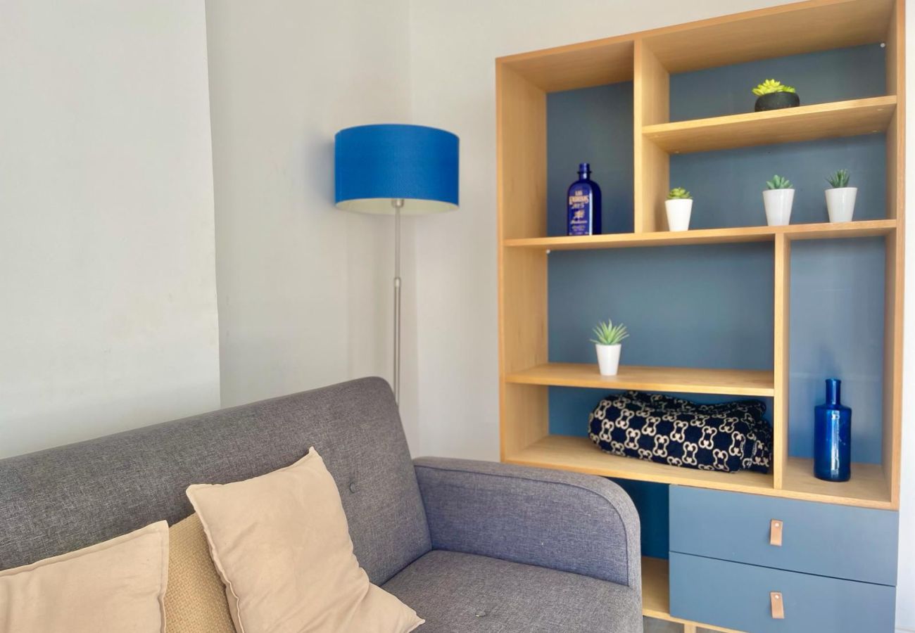 Apartment in Benidorm - Penthouse Apartment Old Town Sunset Terrace (N016)