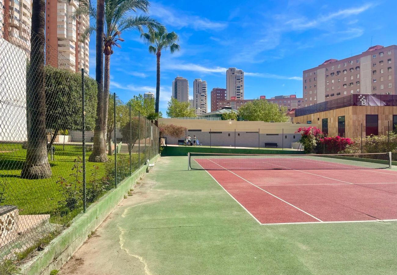 Apartment in Benidorm - Gemelos XII Benidorm Levante Urbanisation (N005)