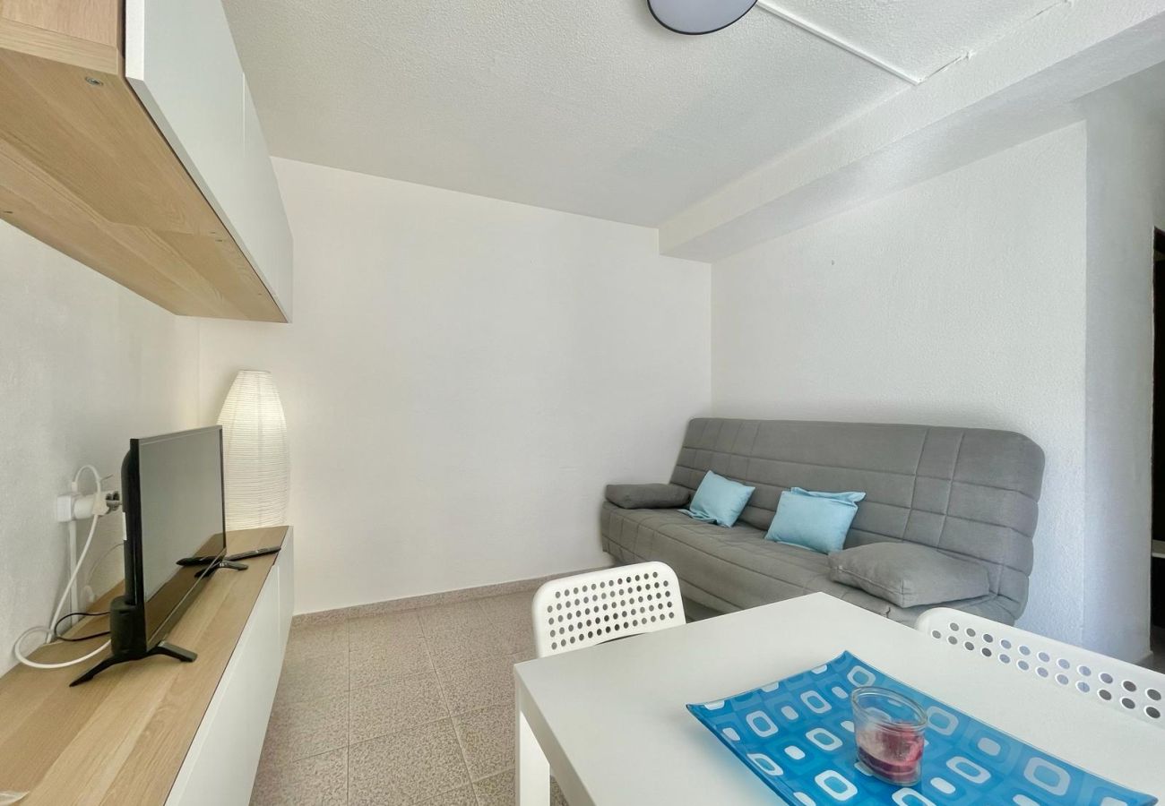 Apartment in Benidorm - REX LEVANTE BEACH AND SUN N007