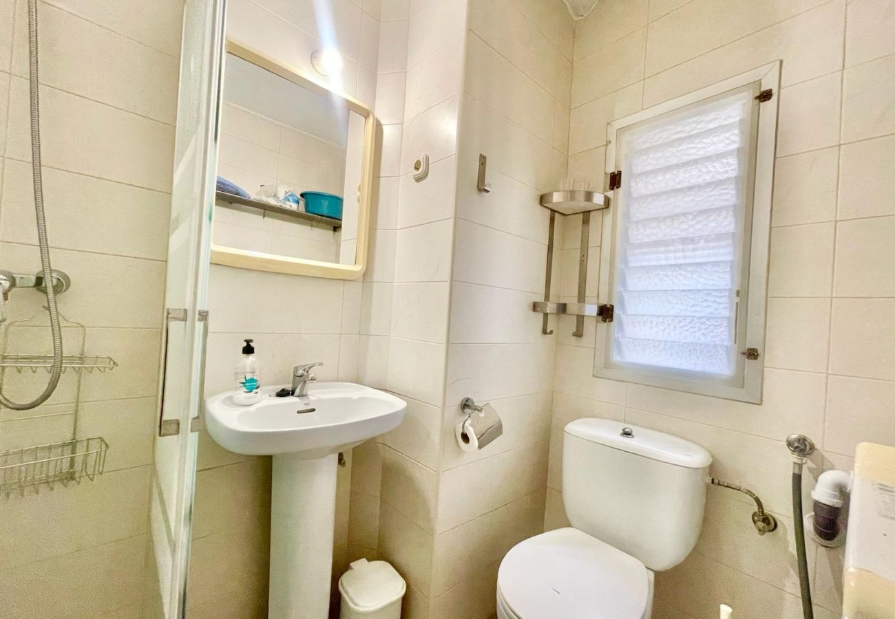 Apartment in Benidorm - REX LEVANTE BEACH AND SUN N007
